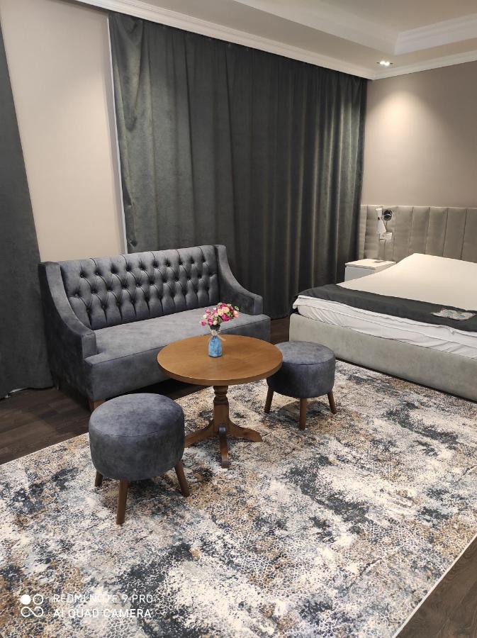 Жомарт Hotel Aktobe Bagian luar foto
