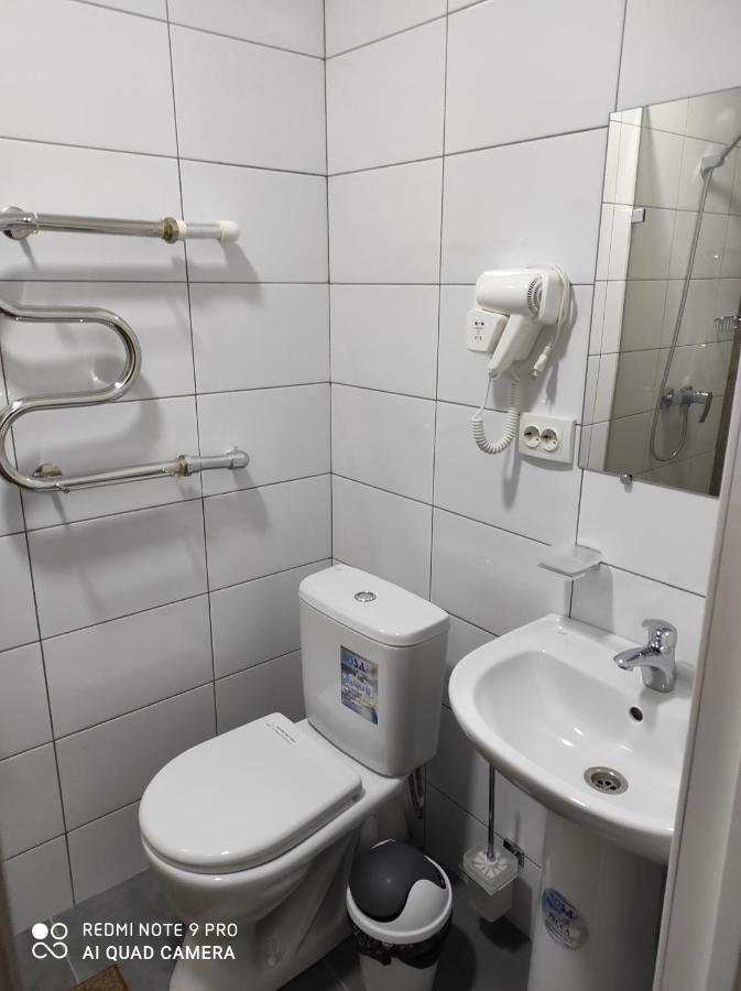 Жомарт Hotel Aktobe Bagian luar foto